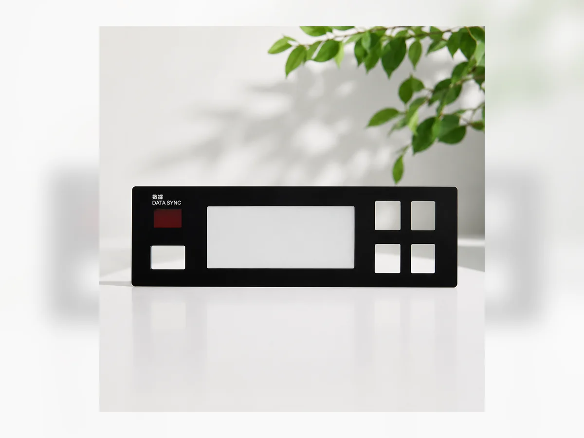 Optical acrylic panel surface and machined edge details